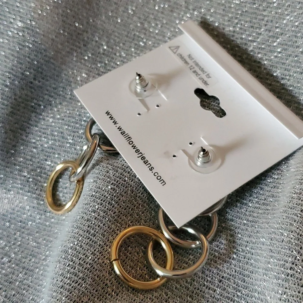 Silver Tone with‎ Gold Tone Earrings